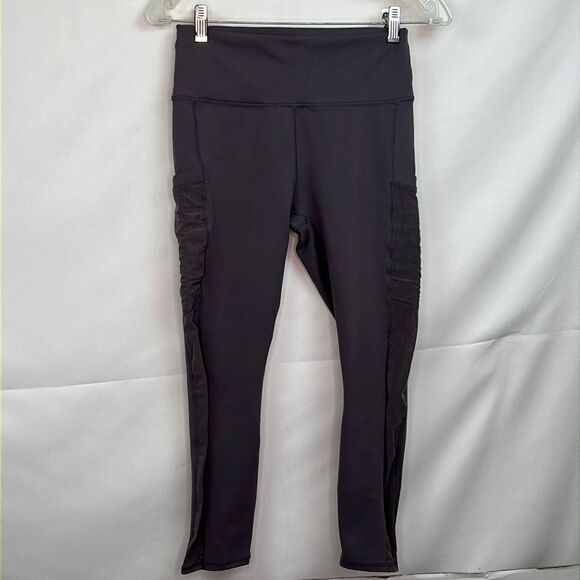 Fabletics Dusty purple mesh accent leggings with pockets EUC - Picture 1 of 14